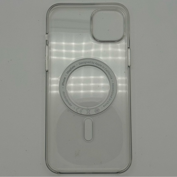 iPhone 14 Plus Apple Clear MagSafe Case - Picture 2 of 2